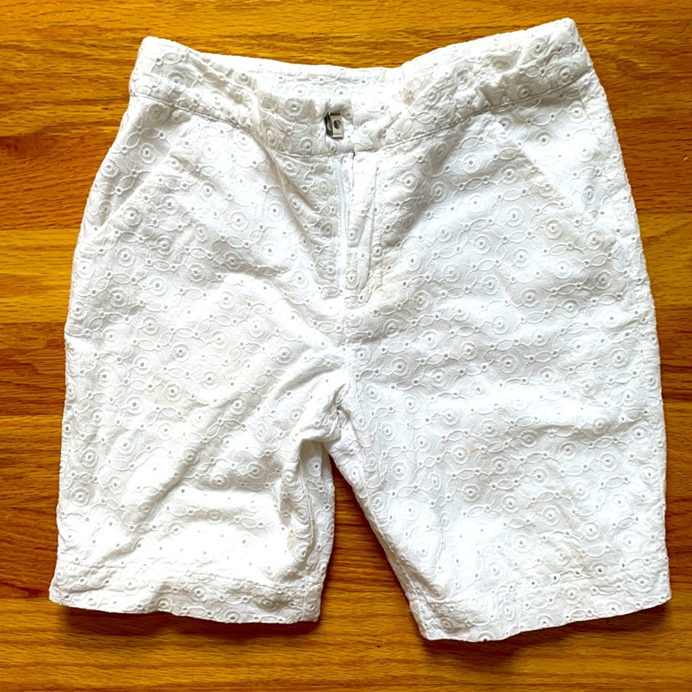 GIRLS GYMBOREE WHITE LACE EYELET SHORTS